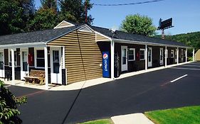 The New Lantern Motel